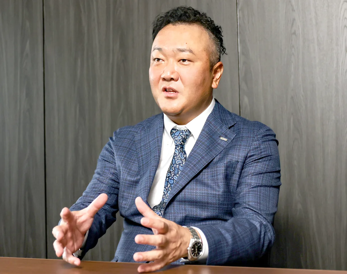 収益管理をもっと素早く、リアルタイムに。 属人化されていた手法や数字がオープンに、会社全体で共有。